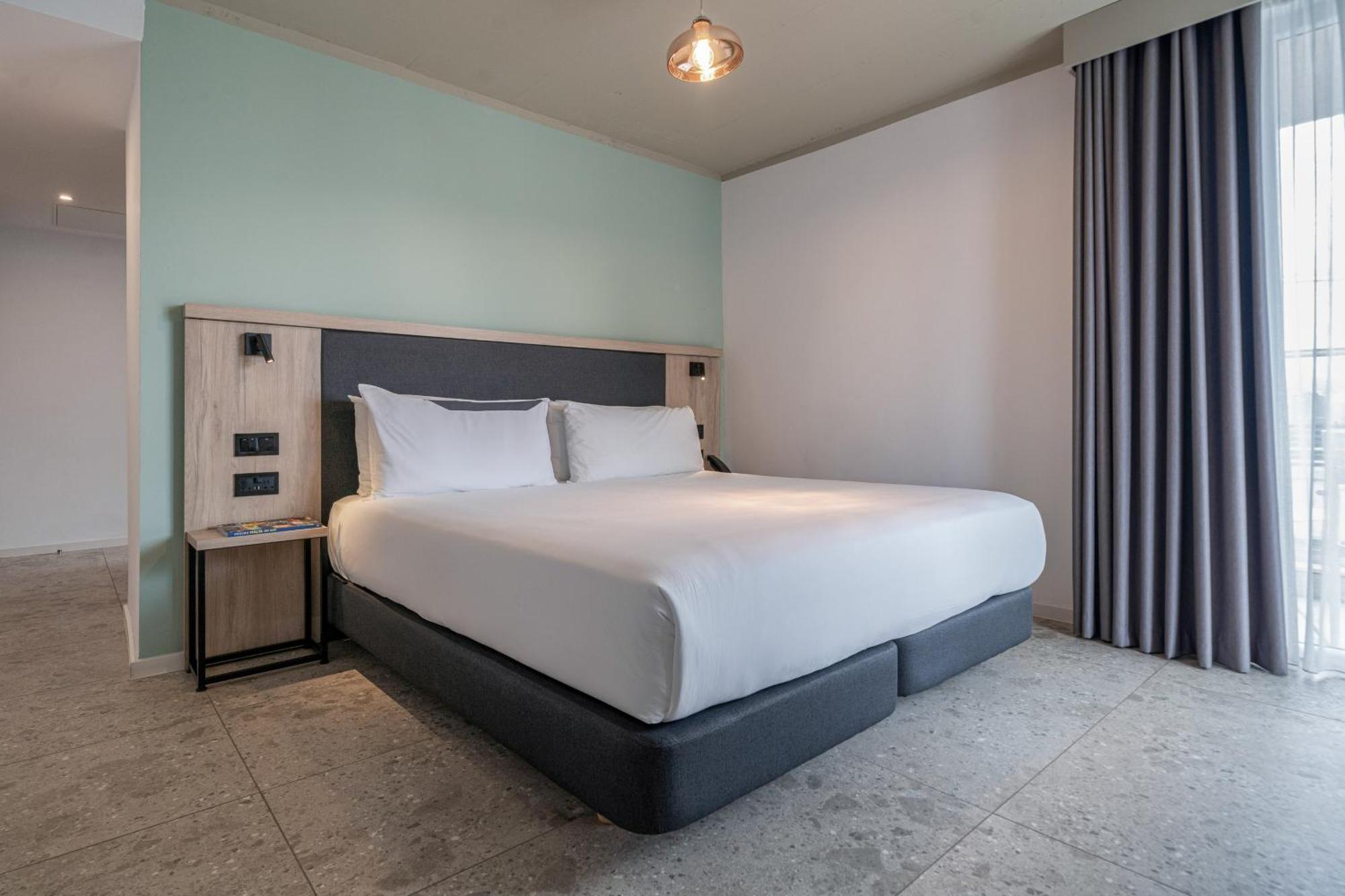 Hotel Mistral St Julian'S, Affiliated By Melia Saint Julian's Luaran gambar